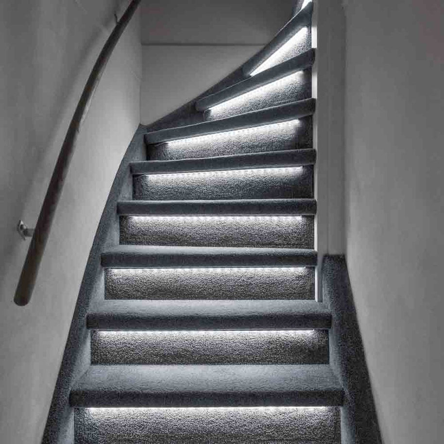 Claveo Dynamische Trapverlichting - Set voor 16 treden